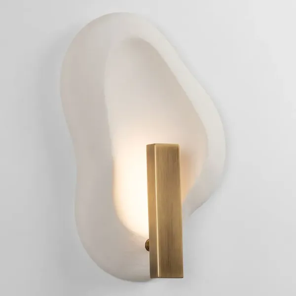 Jura Ceramic Wall Sconce - Patina Brass/Rustic Shell - Brown