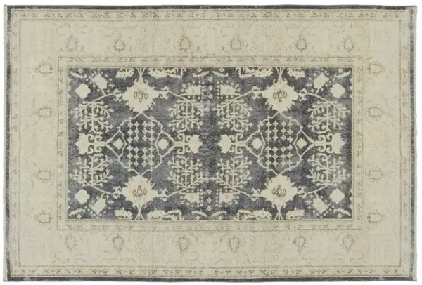 Kylie Medallion Rug, Black/Cream