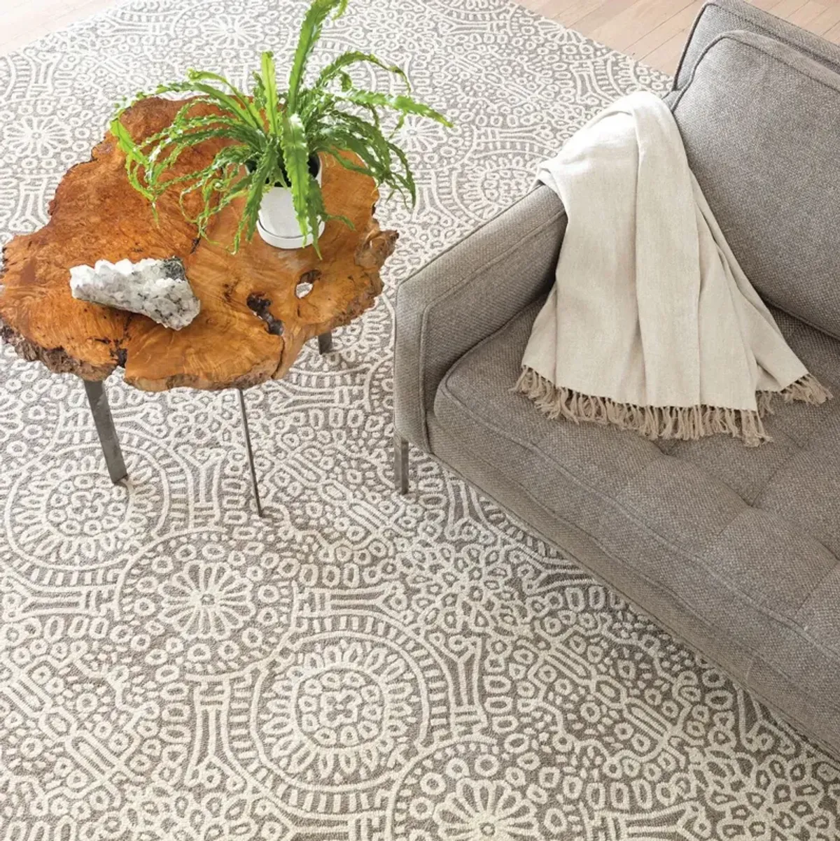 Temple Hand Hooked Wool Rug