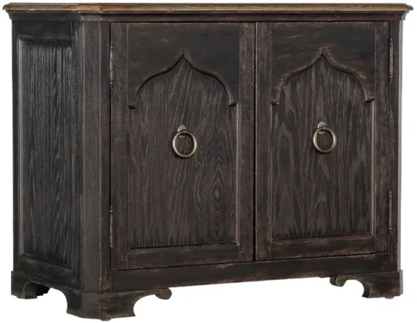 Americana 2-Door Nightstand