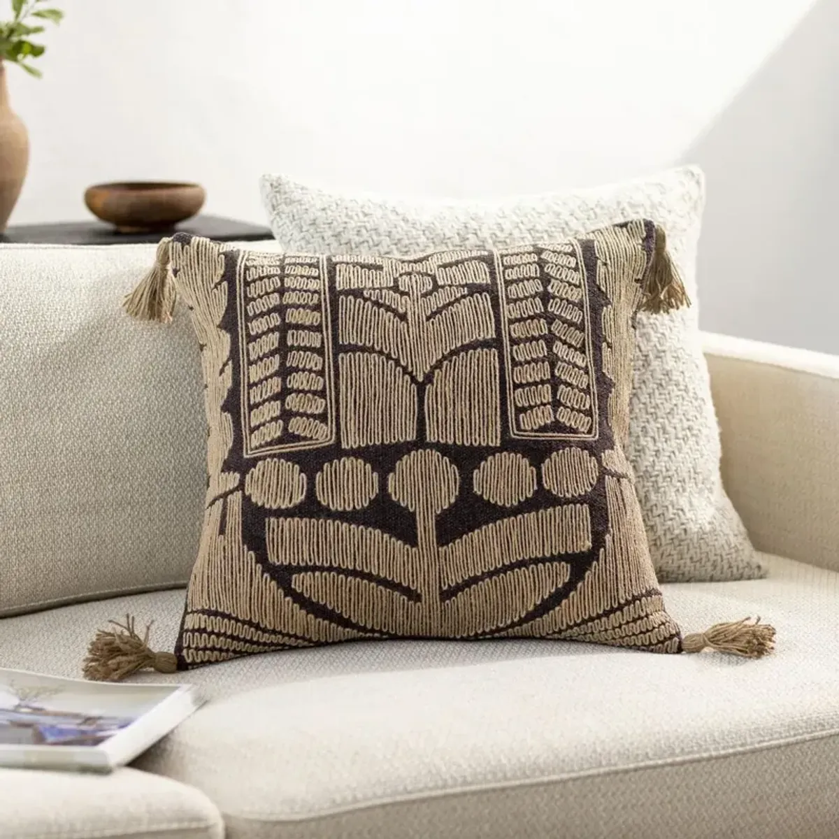 Elarian Patterned Accent Pillow w/Tassels