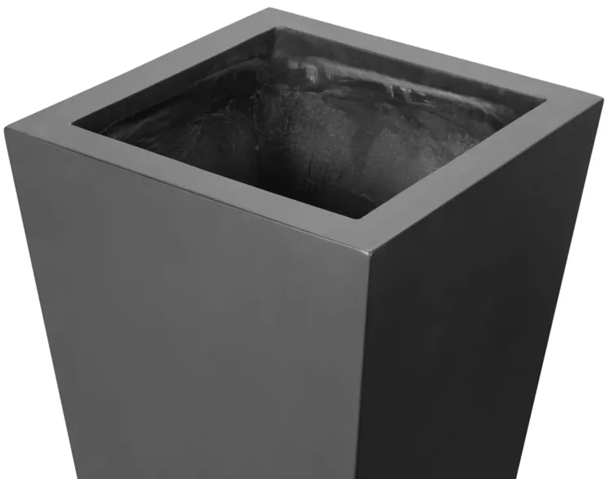 Verdara Concrete Indoor/Outdoor Planter