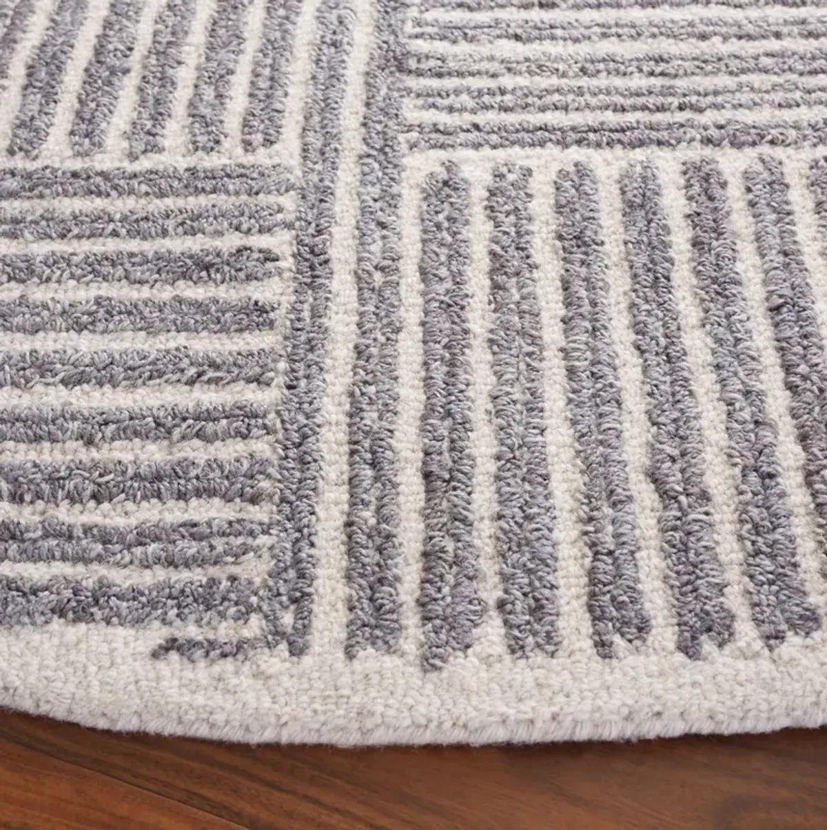 Giulia Hand Tufted Wool/Jue Rug, Ivory/Grey