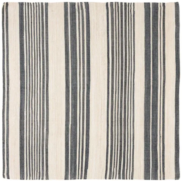 Bear Hand Woven Rug, Ivory/Charcoal