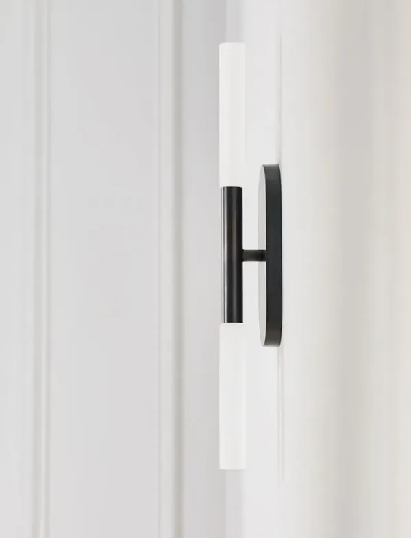 Visual Comfort - Rousseau Medium Vanity Sconce - Black