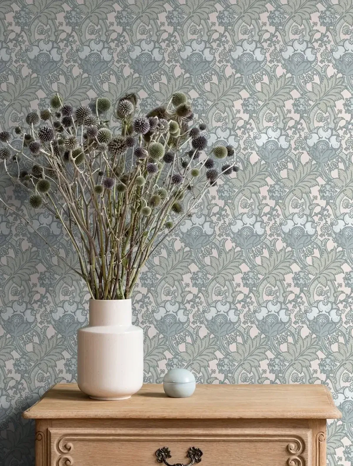 Yuki Osada, Peonies and Vine Wallpaper
