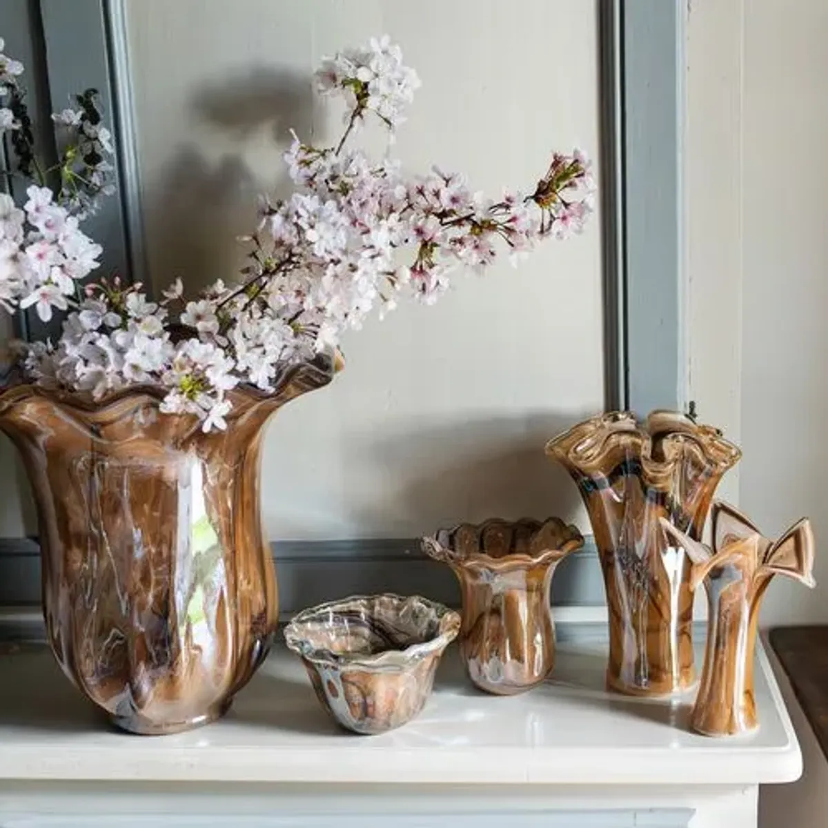 Onda Glass Tulip Vase - VIETRI - Brown