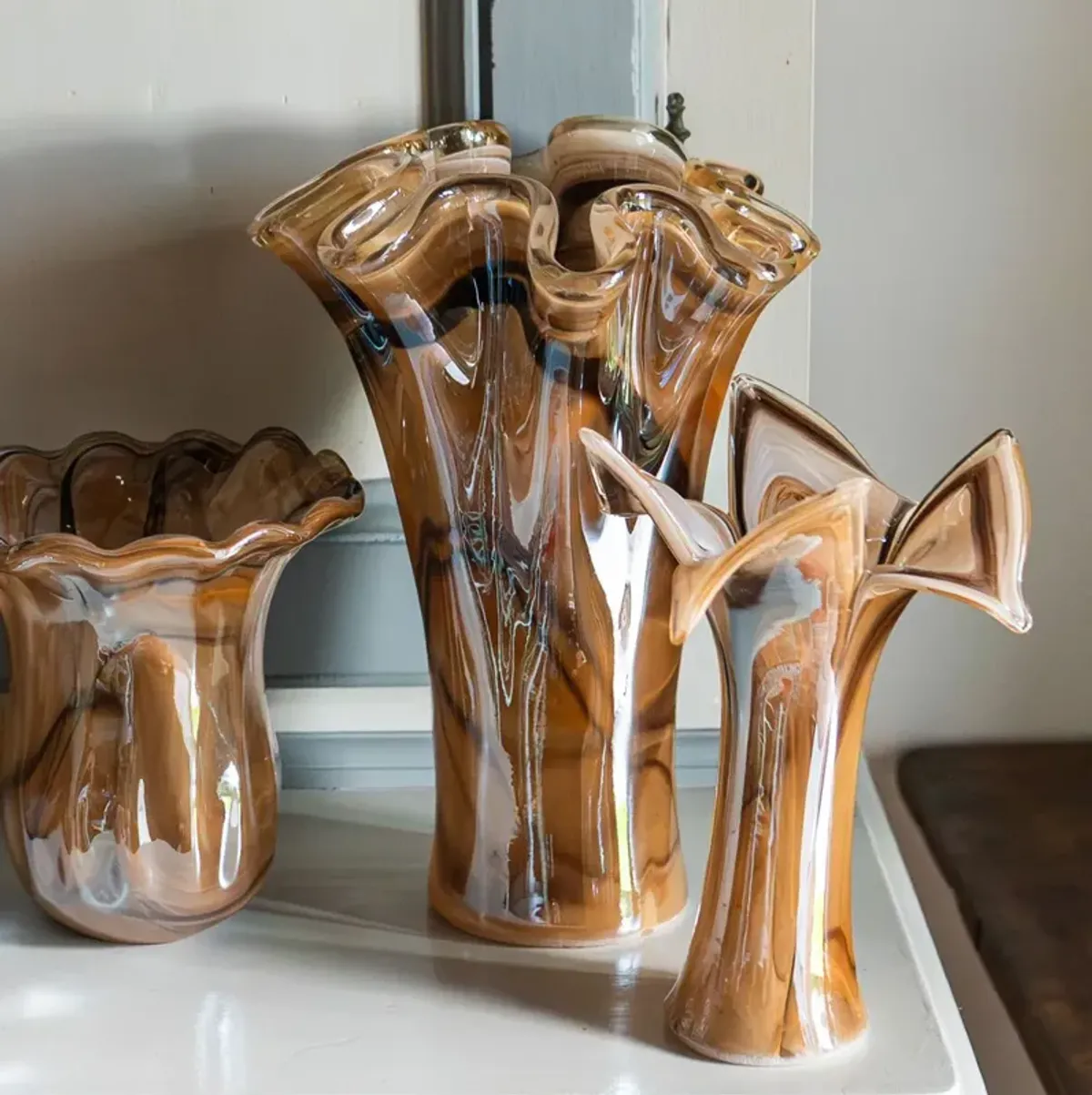 Onda Glass Twisted Flower Vase, Tortoiseshell