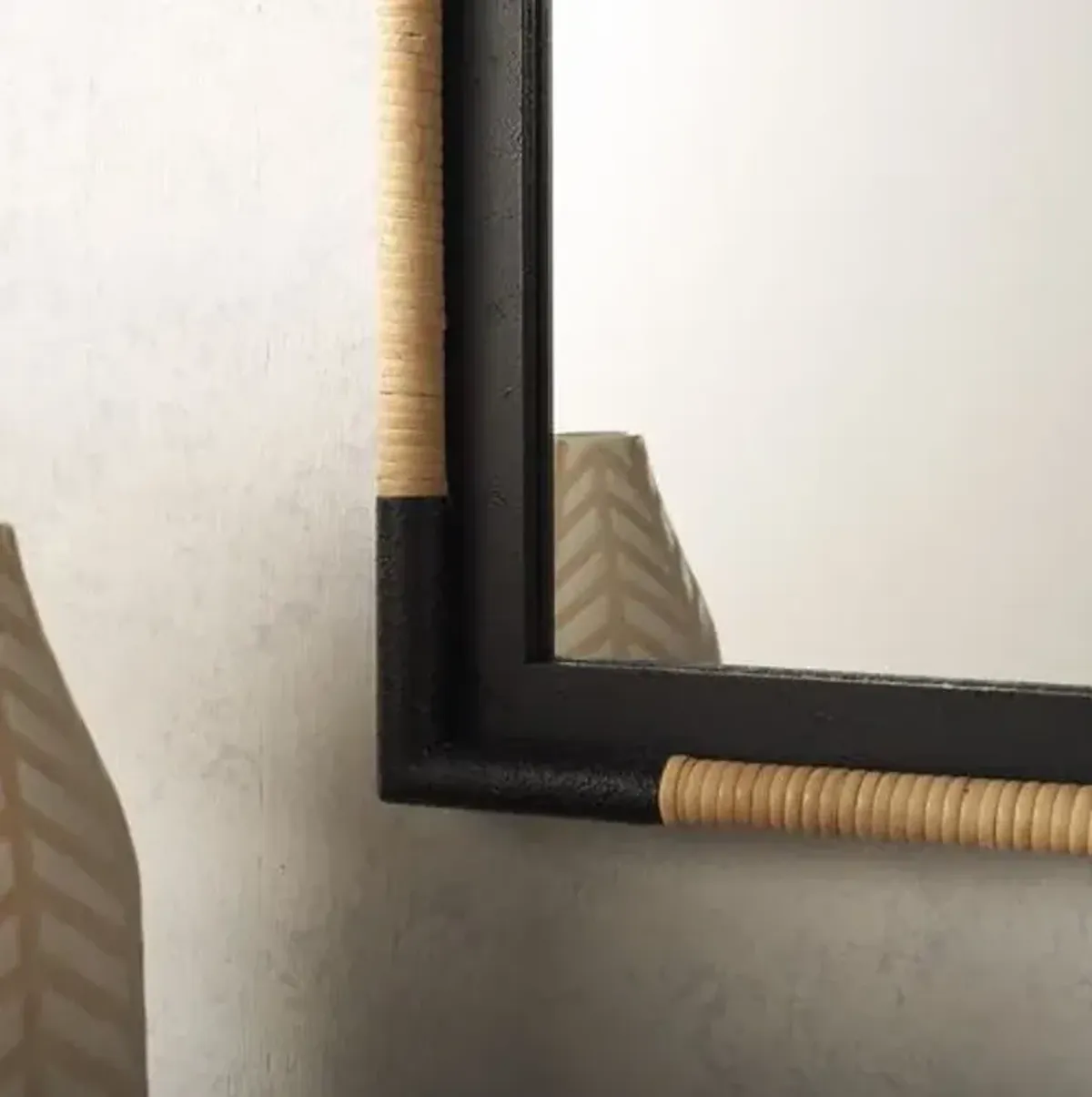 Caelyn Rope Wall Mirror - Natural/Black