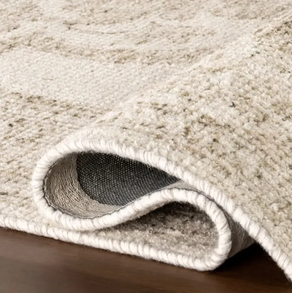 Padma Lakshmi, Istanbul Rug