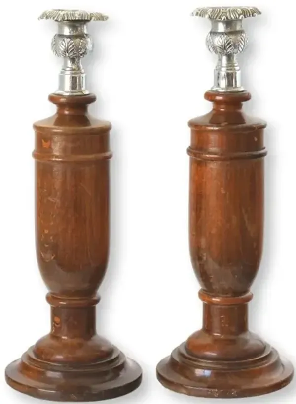 Tiger Grain Oak Candlesticks w/Fancy Top