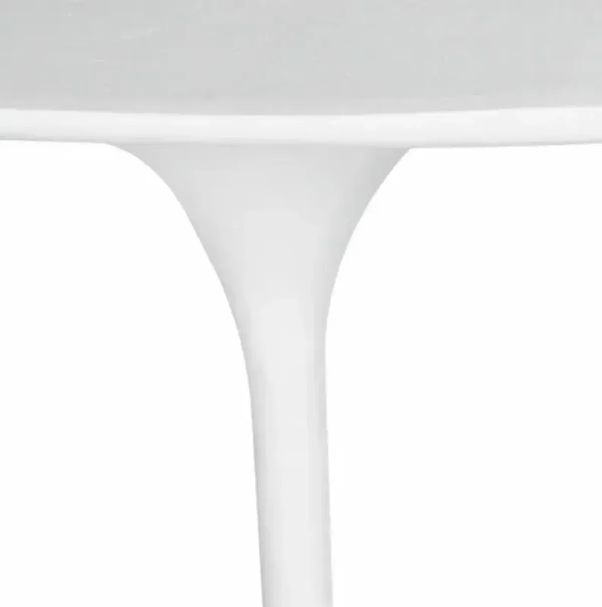 Rizzo Aluminum 24" Oval Accent Table - Regina Andrew - White - 13Lx23Hx24W in