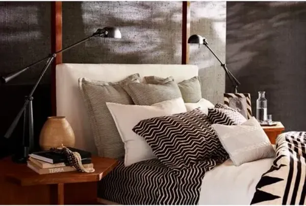 Ralph Lauren Home - Visual Comfort - Equilibrium Table Lamp - Black