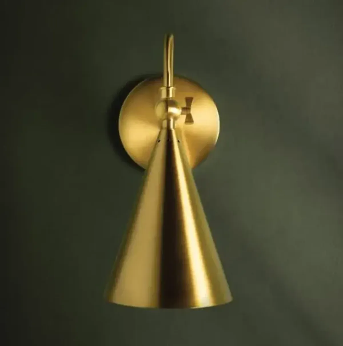 Orian Steel Wall Sconce - Gold