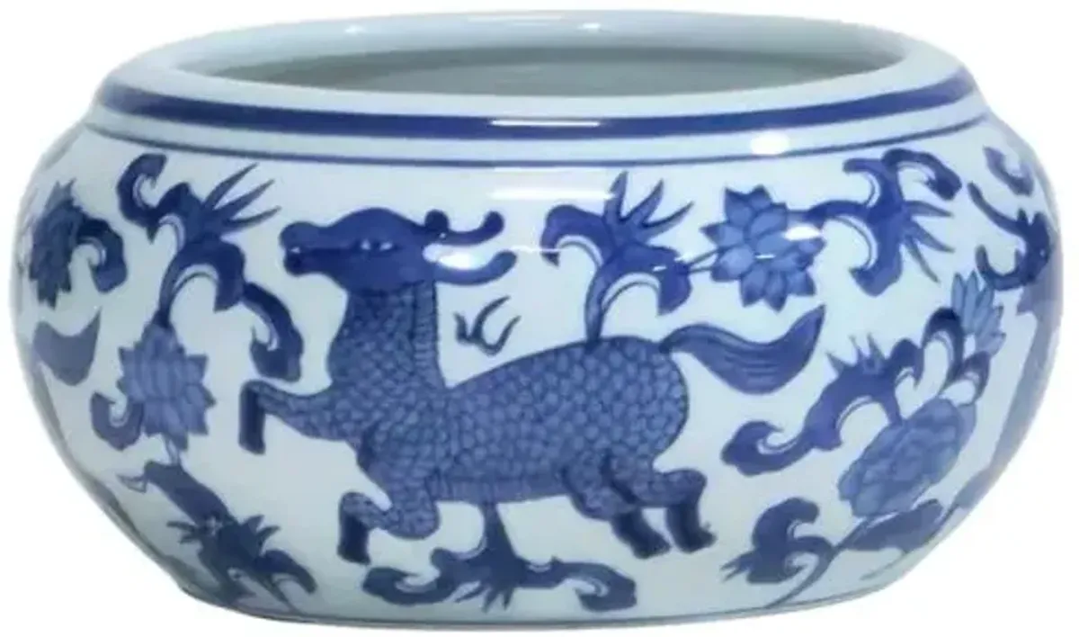 8.25" Planter with Deer Design - Blue - 8.25Lx4Hx8.25W in