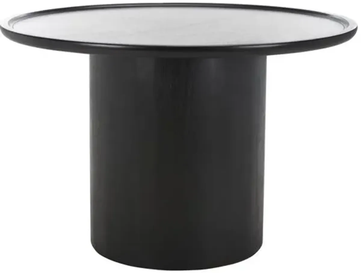 Faelor 46" Round Pedestal Dining Table