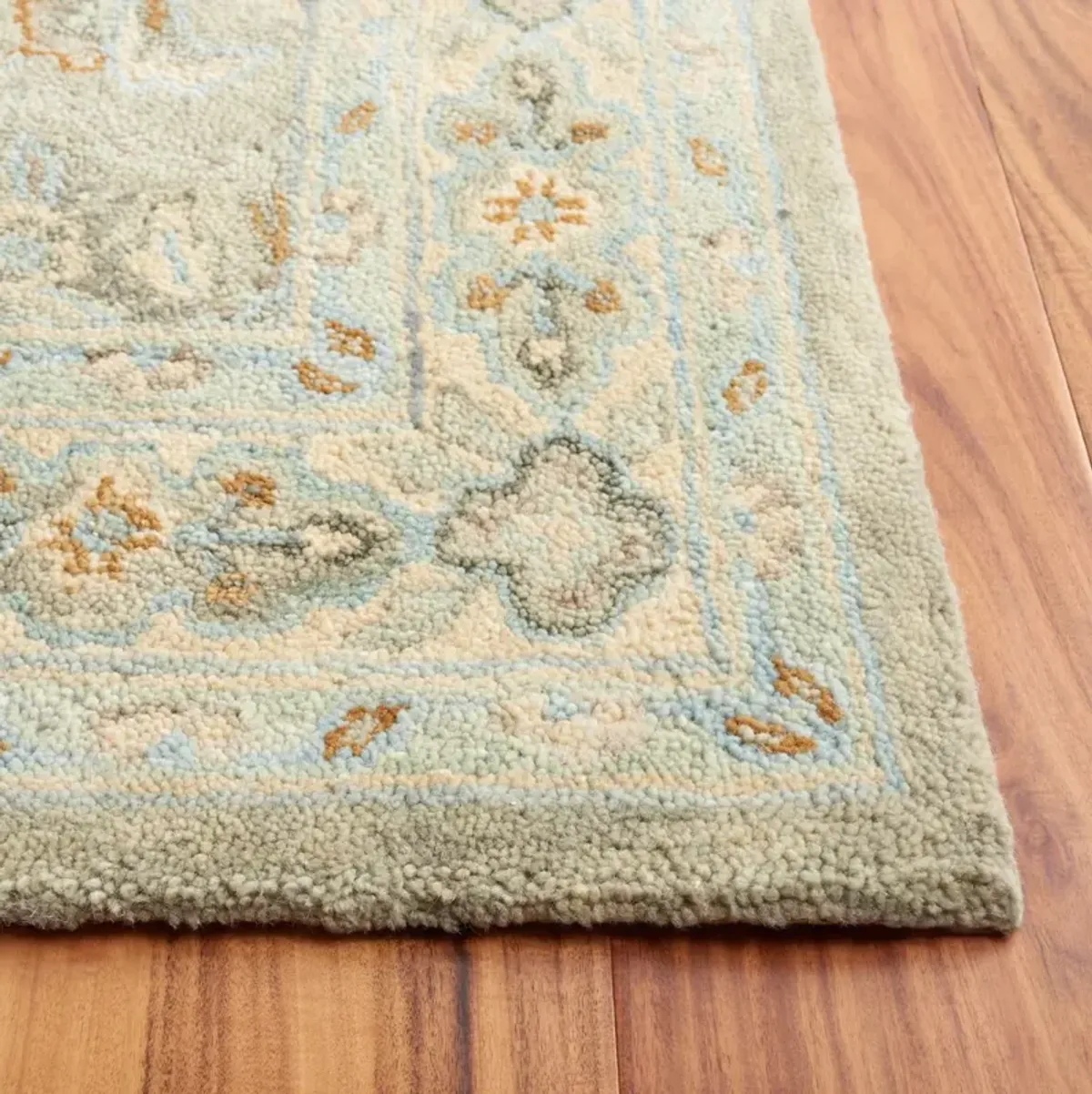 Jean Hand Tufted Rug, Green/Ivory