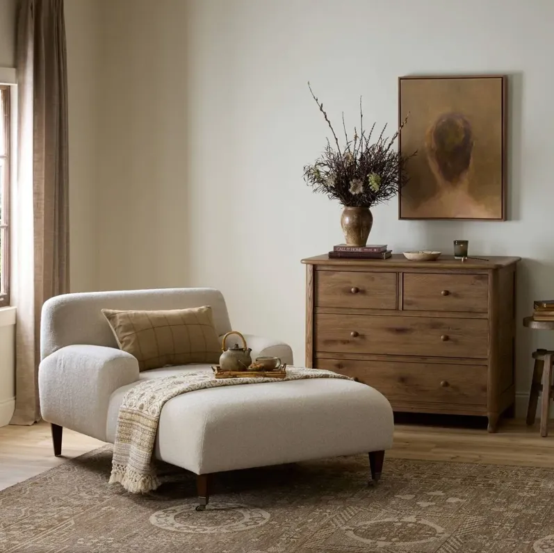 Kent Boucle Chaise Lounge, Crete Sand