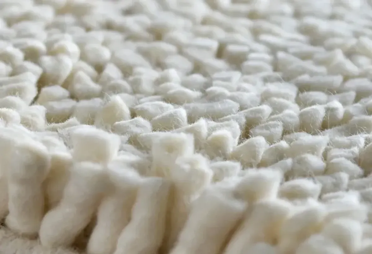 Paolo Rug, Ivory