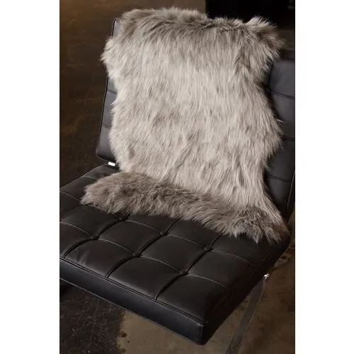 2'x3' Gordon Faux-Sheepskin Rug - Gray - Gray