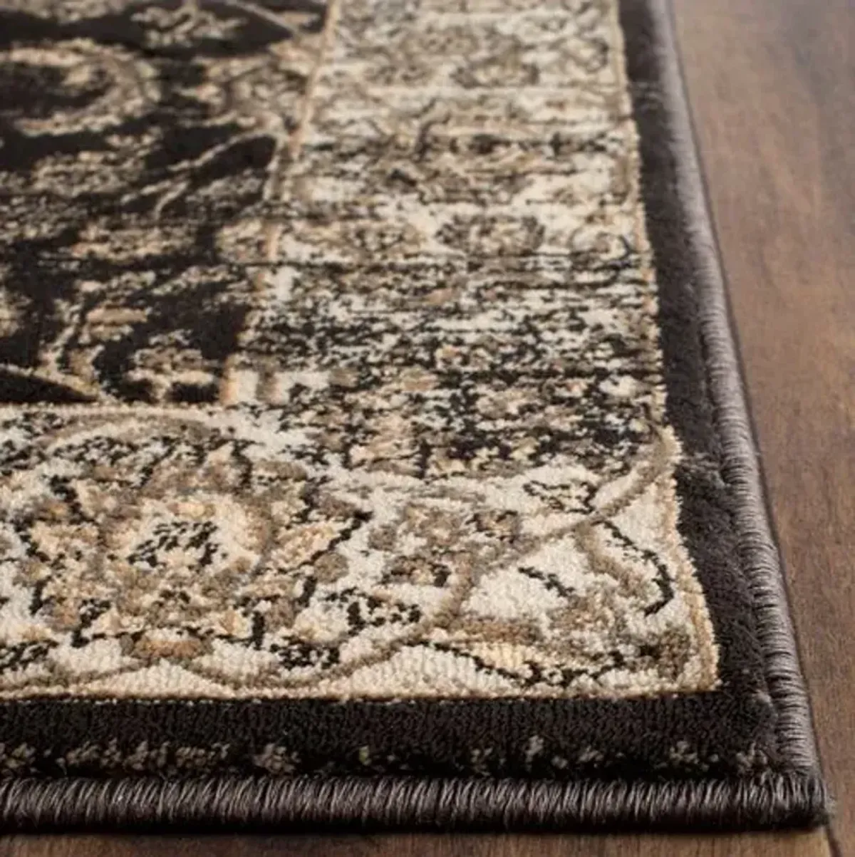 Lopa Rug - Black/Ivory - Black