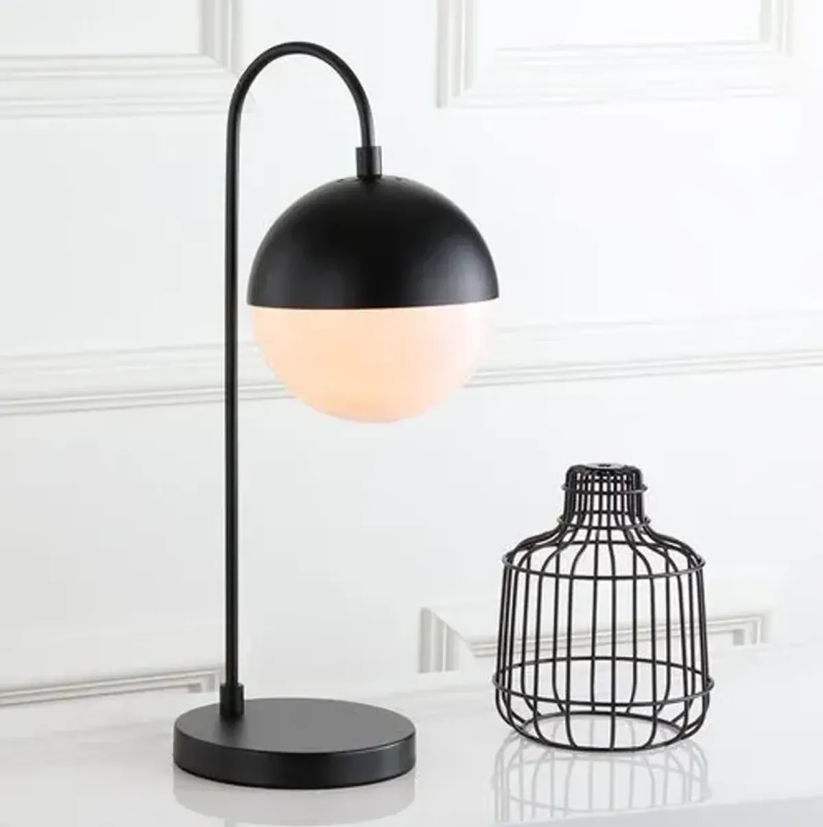 Morina Table Lamp - Black/White