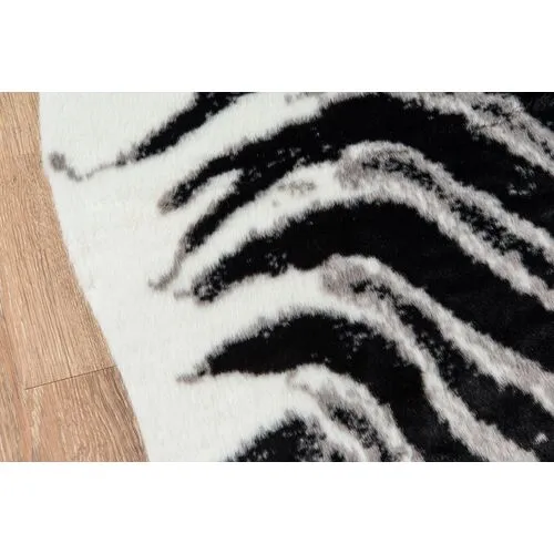 5'x8' Acadia Zebra Faux-Hide Rug - Black - Erin Gates - Black