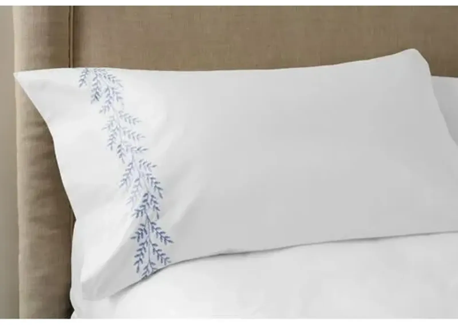 Set of 2 Willow Pillowcases - White/Blue - Hamburg House