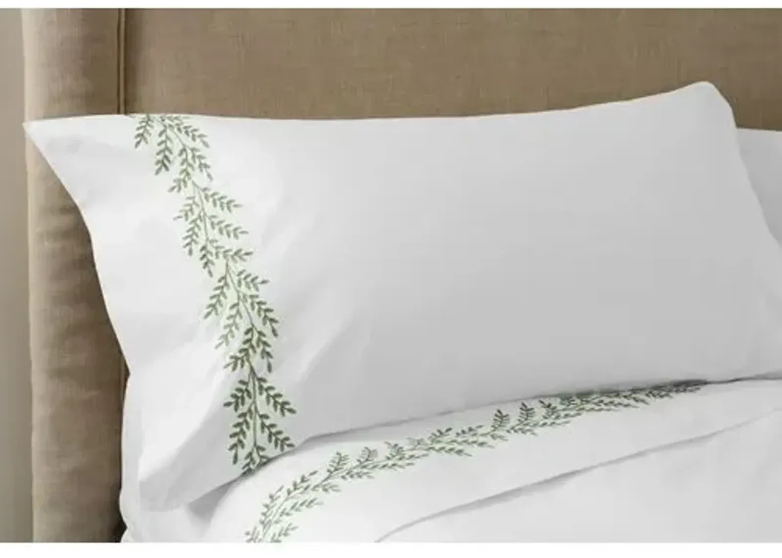 Willow Sheet Set - Green - Hamburg House - White, 300 Thread Count, Egyptian Cotton Sateen, Soft and Luxurious