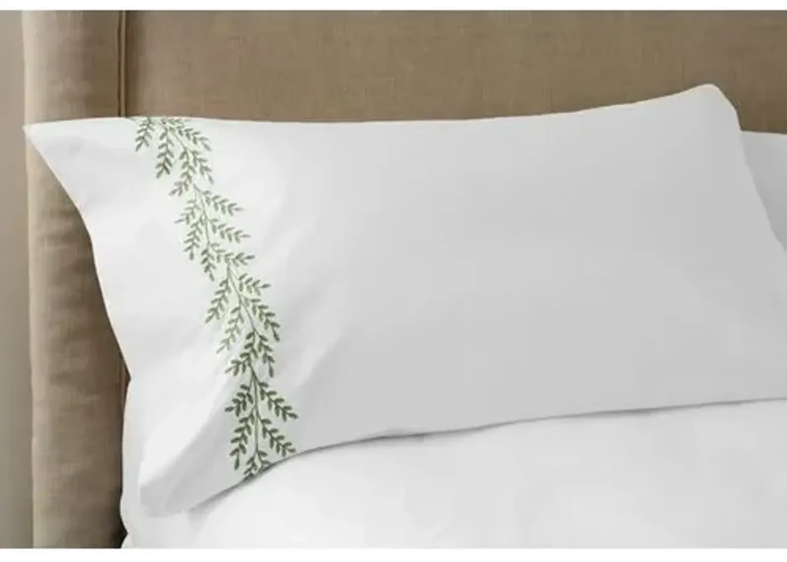 Set of 2 Willow Pillowcases - White/Green - Hamburg House