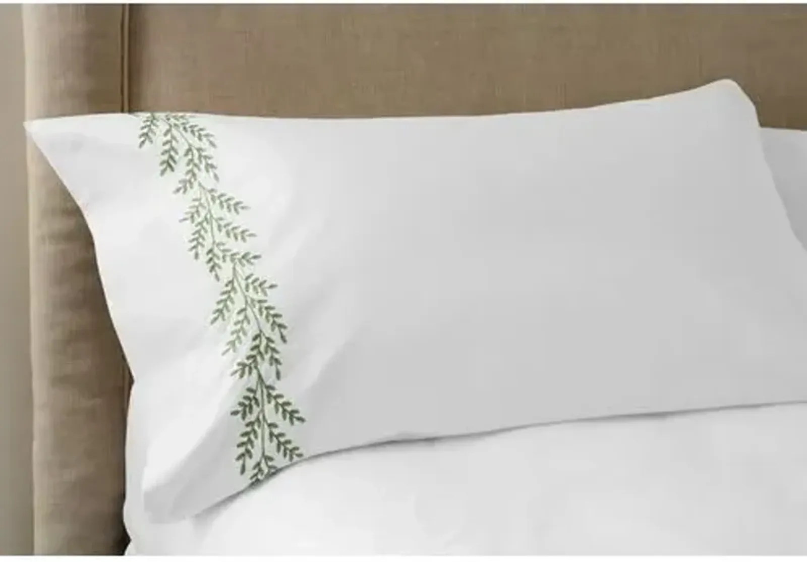 Set of 2 Willow Pillowcases - White/Green - Hamburg House