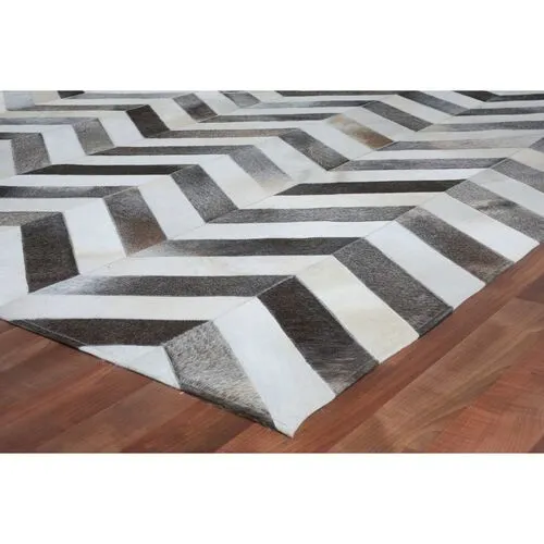 Chevron Hide - Gray/White - Exquisite Rugs - Gray - 5'x8'