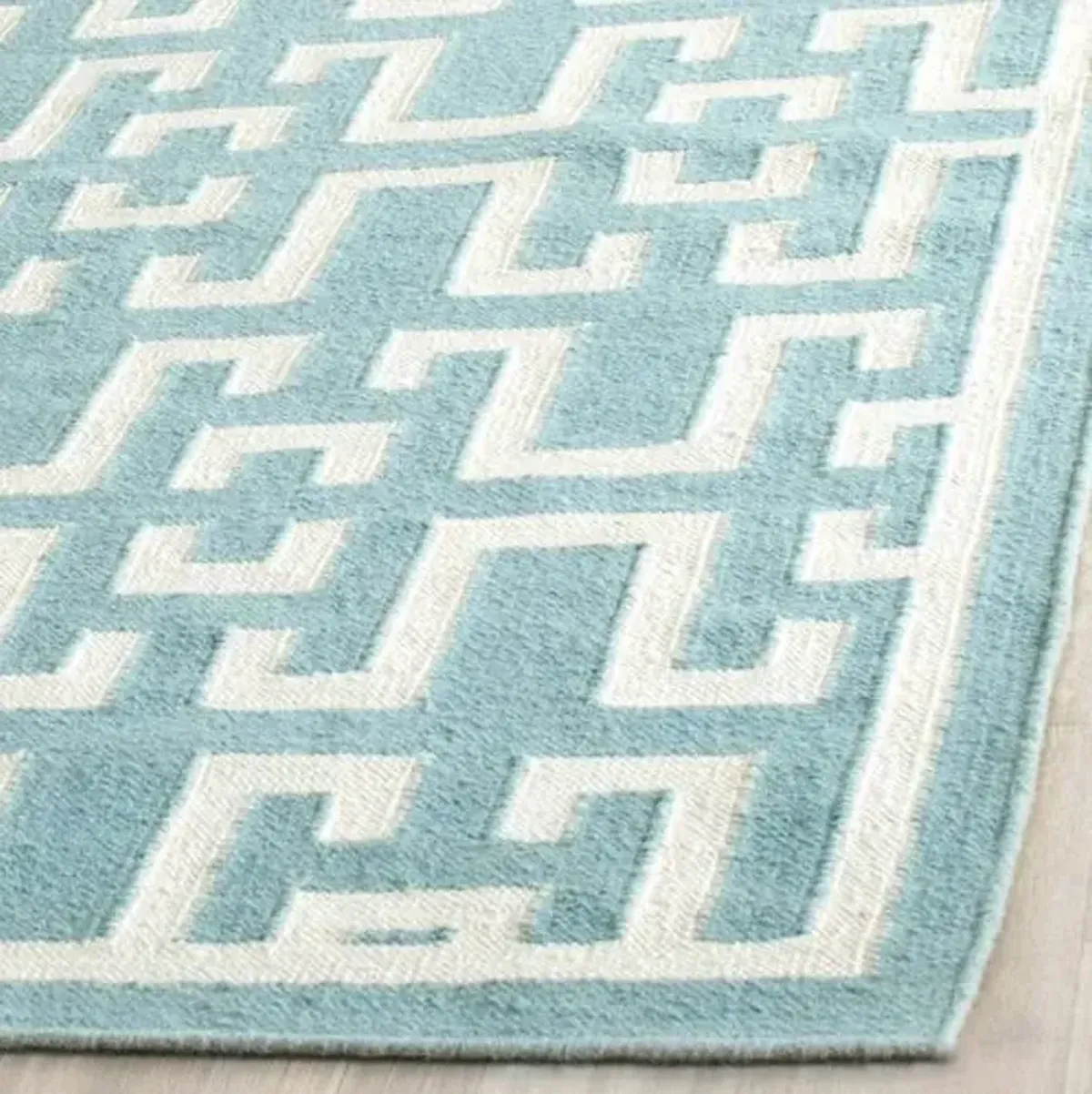 Ayn Dhurrie Rug - Seafoam/Ivory - Green - Green