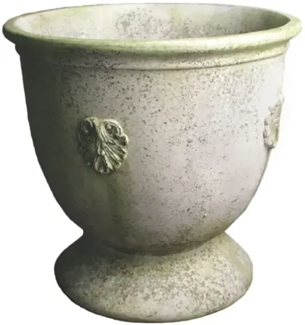 20" French Anduze Planter, White Moss