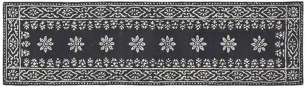 Martha Rug - Black - Black
