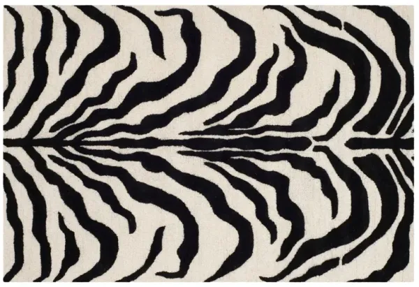 Kenzie Rug, Ivory/Black