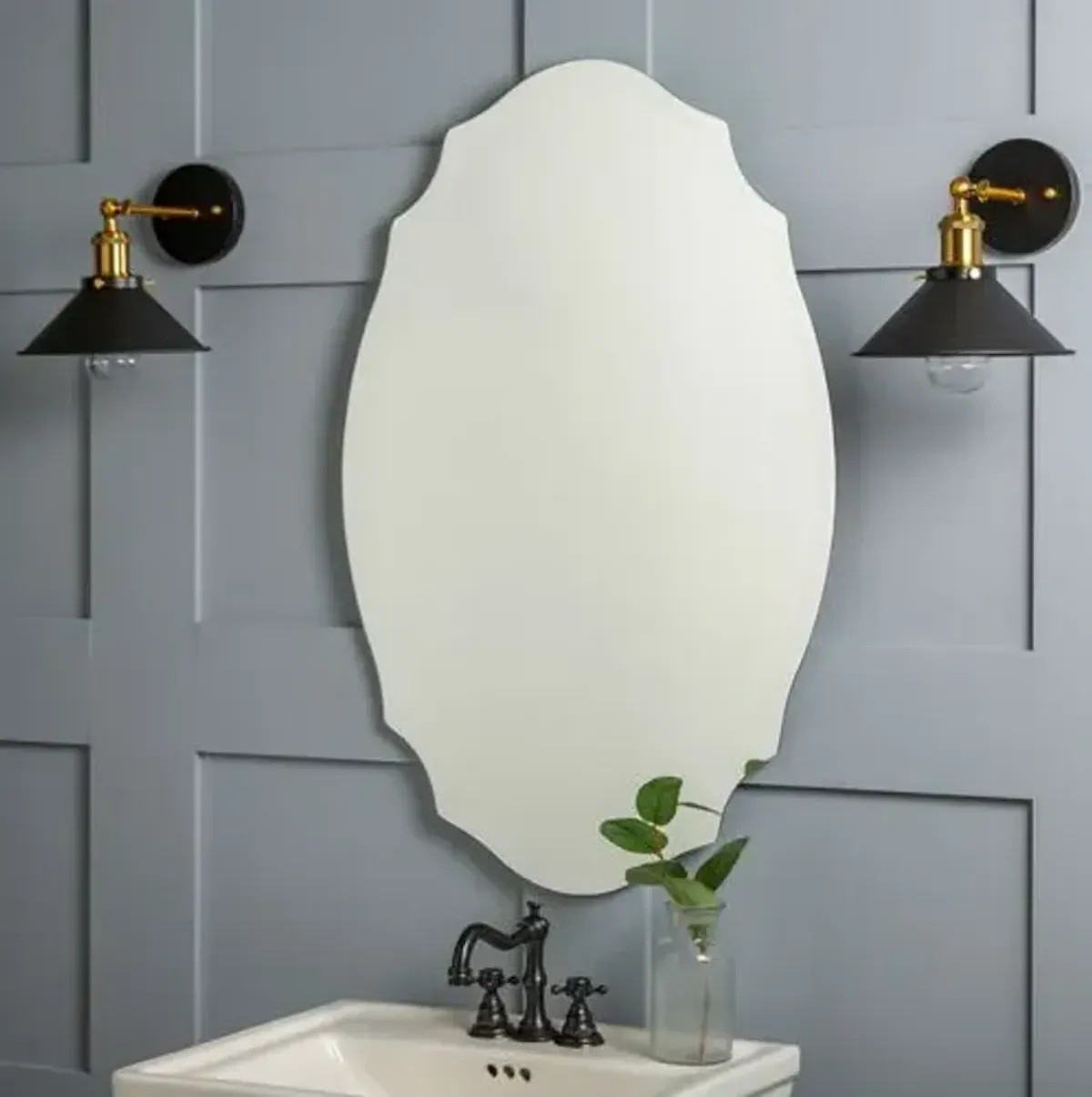 Tia Wall Mirror - Mirrored