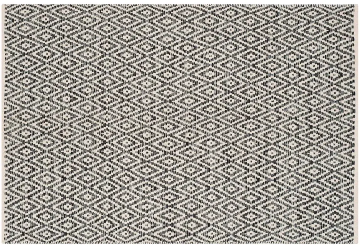 Milligan Rug, Ivory/Dark Gray