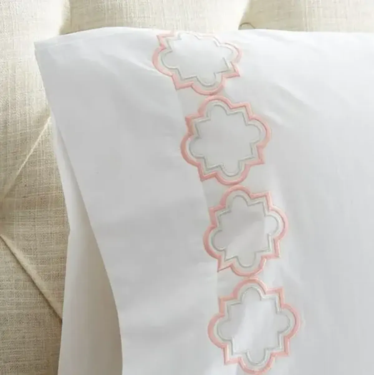 Quatrefoil Embroidered Outline Sheet Set - Hamburg House - White, 300 Thread Count, Egyptian Cotton Sateen, Soft and Luxurious