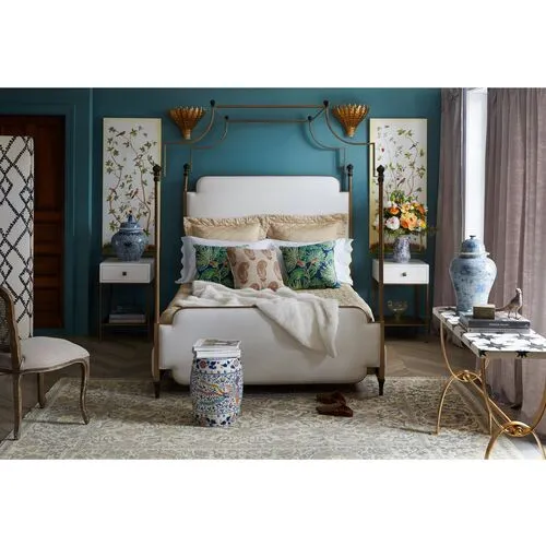 Visual Comfort - Hampton Wall Sconce - Gold