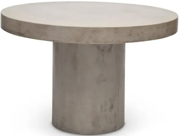 Elwood Indoor/Outdoor Round Concrete Dining Table