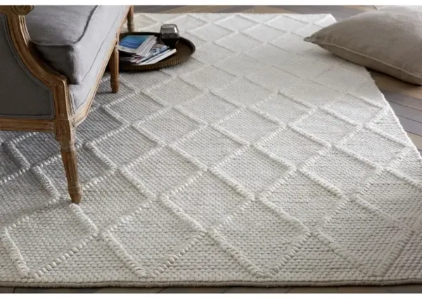 Iyabo Rug - Ivory - Ivory