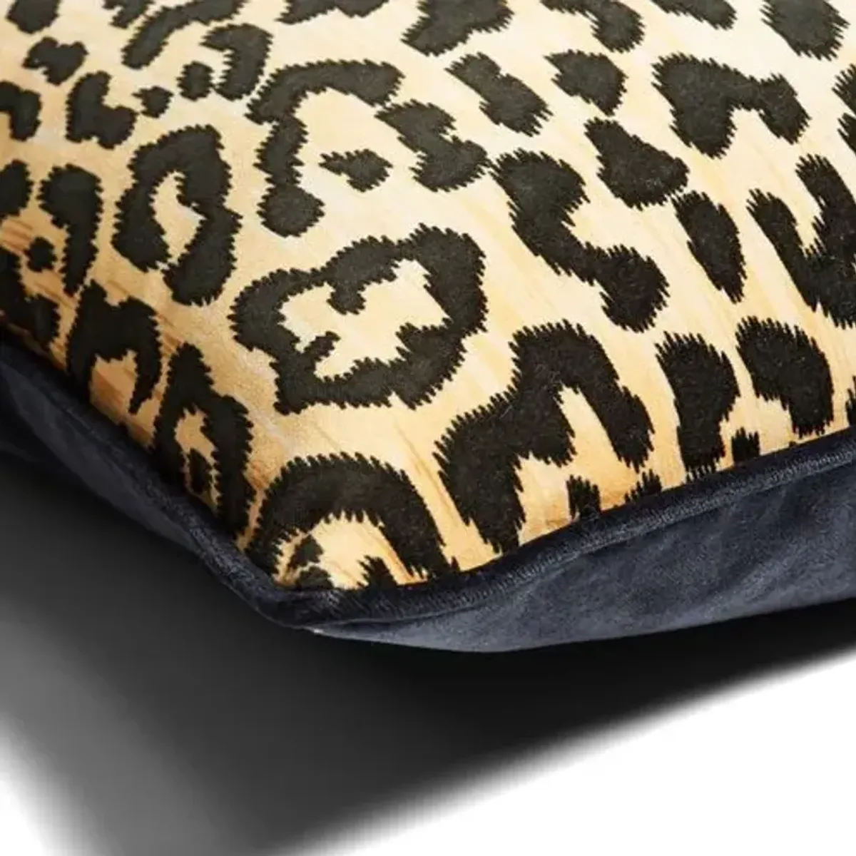 Leopard 19x19 Velvet Pillow - Brown/Black