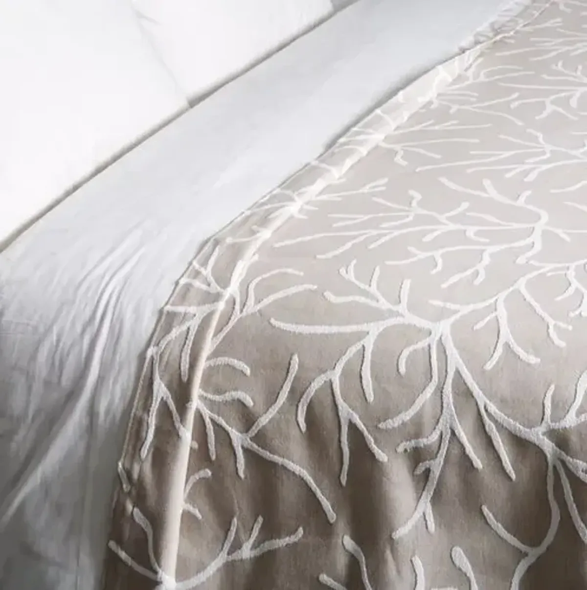 Glory Coverlet - Taupe - Belle Epoque - Gray