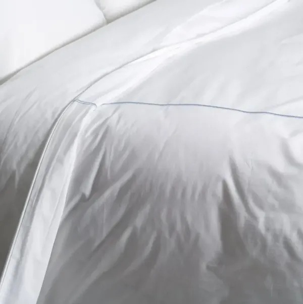 Fretwork Duvet - Light Blue/White - Hamburg House