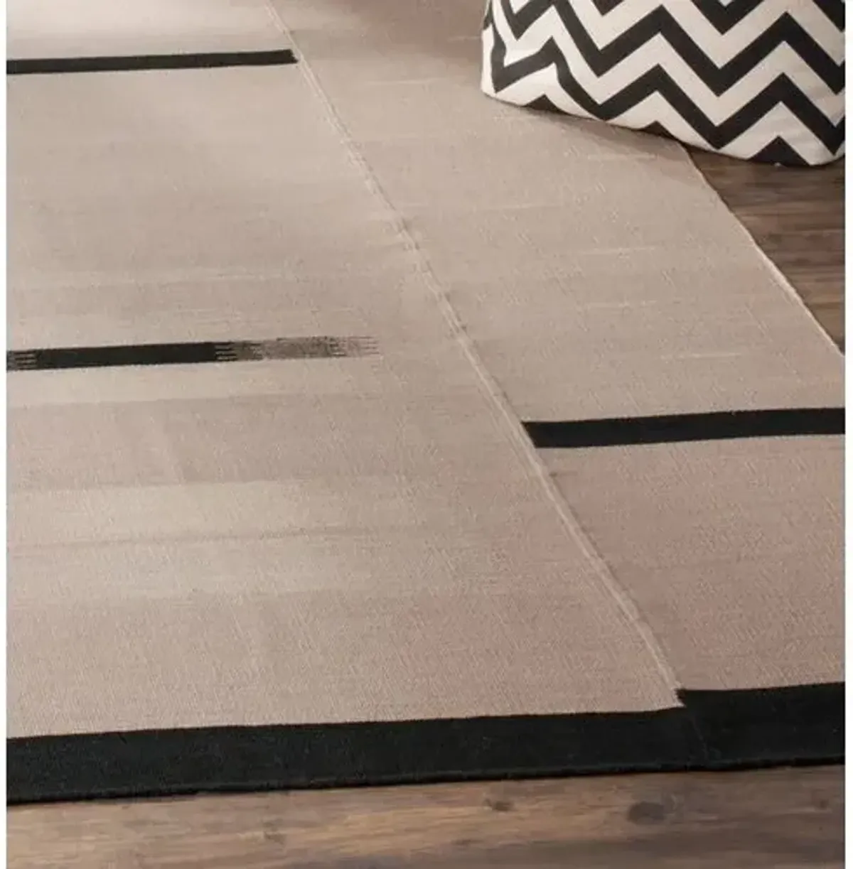 Fowler Flat-Weave Rug - Beige/Black - Beige