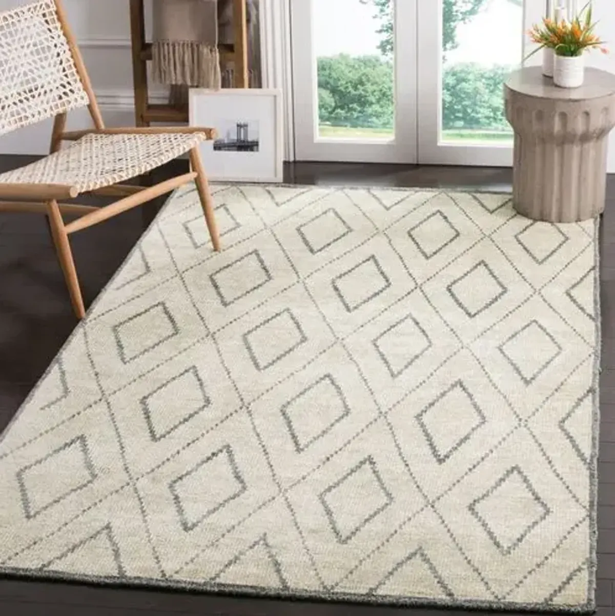 Covern Hand-Knotted Rug - Beige/Gray - Beige