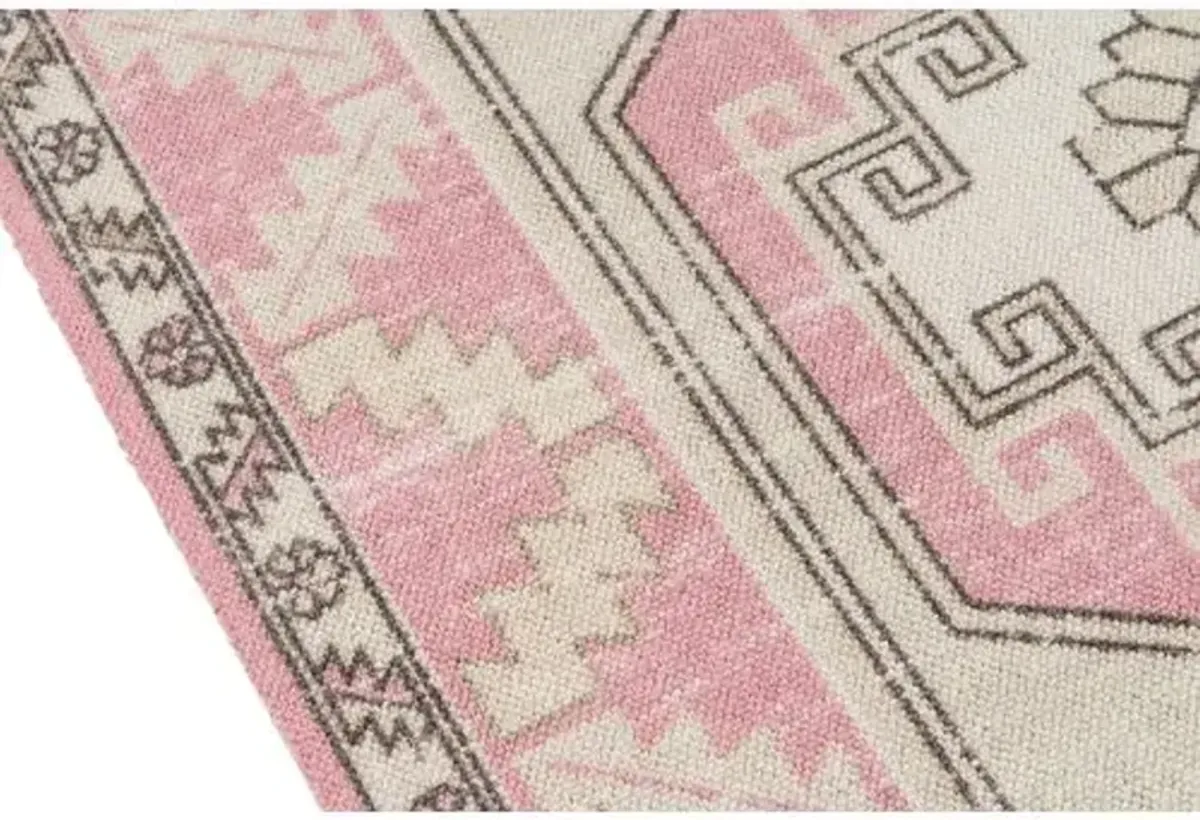 Karima Rug - Pink - Pink