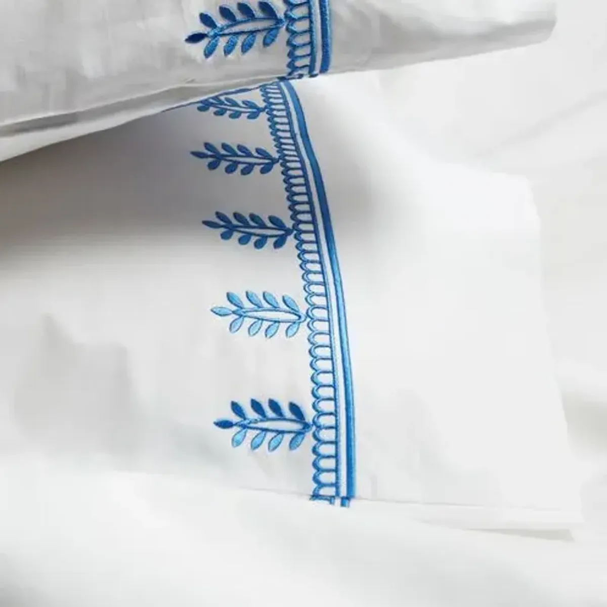 Set of 2 Vivaan Pillowcases - Jay Blue - Hamburg House