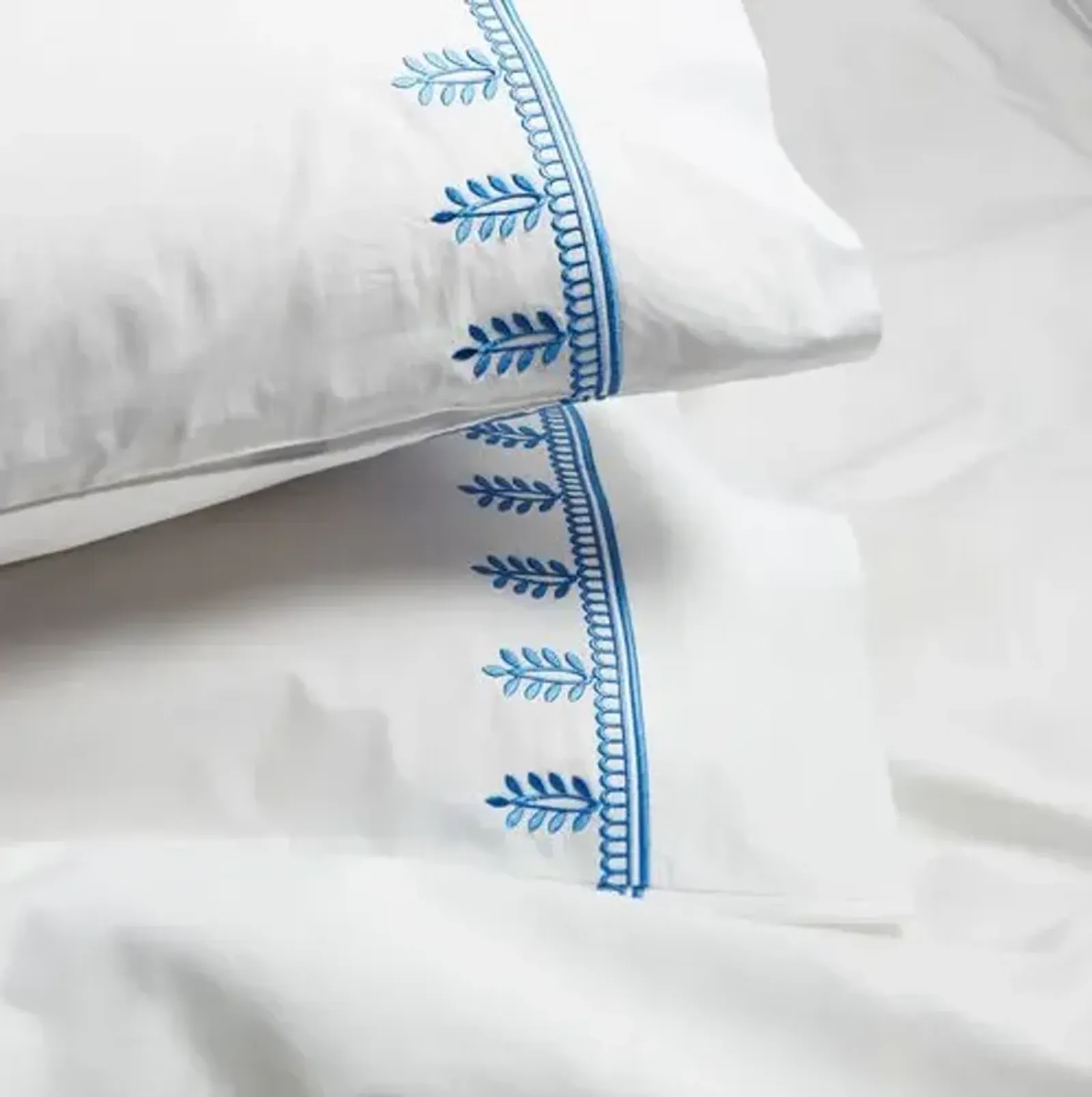 Set of 2 Vivaan Pillowcases - Jay Blue - Hamburg House